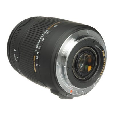 Sigma 18-250mm F3.5-6.3 DC Macro HSM