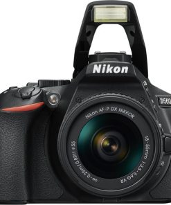 Nikon D5600 with 18-55mm Lens