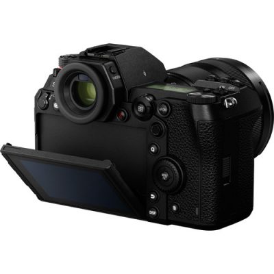 Panasonic DC-S1R